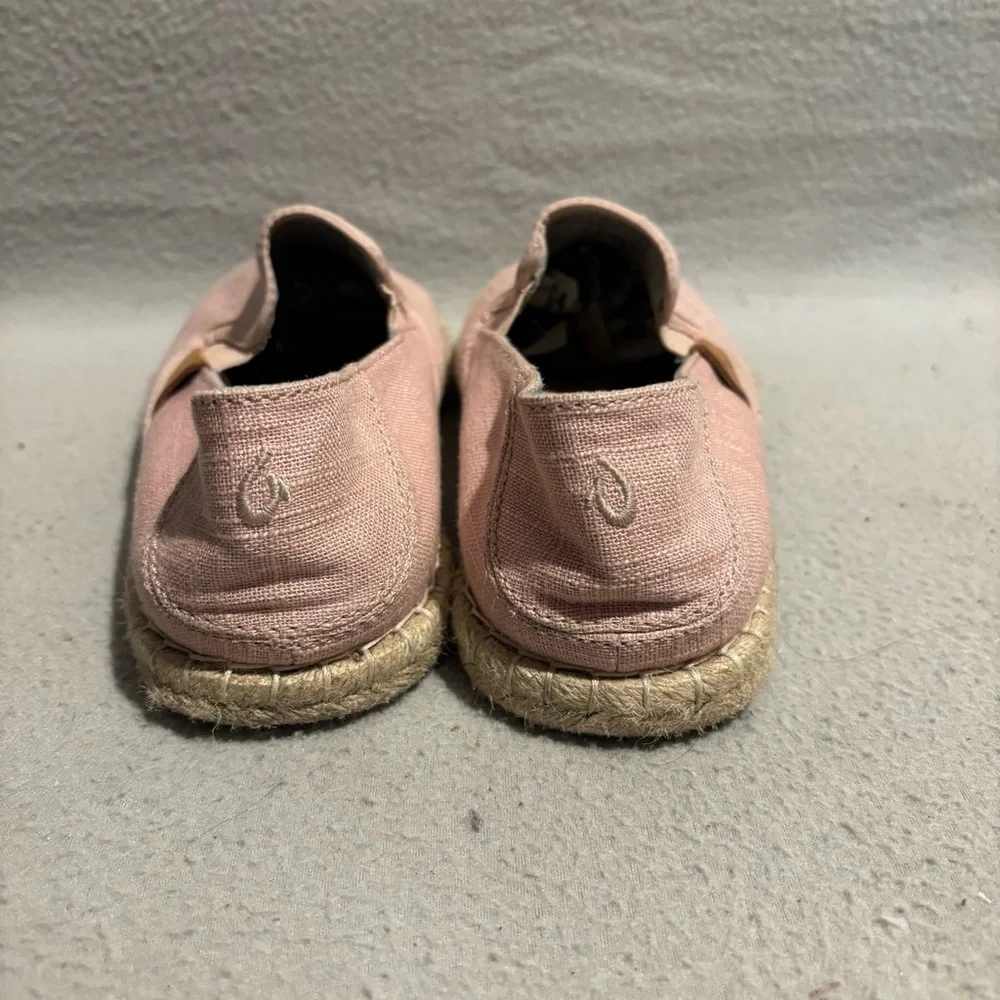 OluKai Kaula Pa’a Kapa Canvas Pink Rose Sea Salt Loafers Slip on Shoes size 6.5